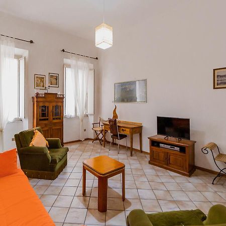 Murphy Holiday Home - Residenza Italia La Maddalena  Buitenkant foto