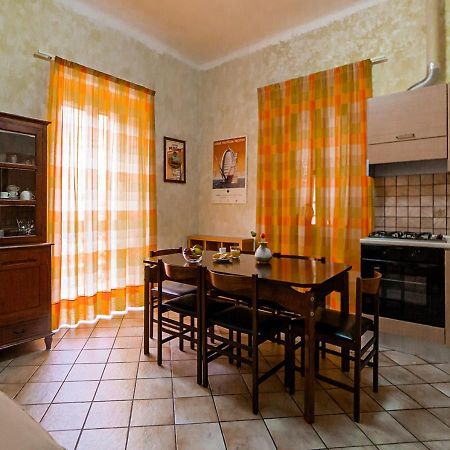 Murphy Holiday Home - Residenza Italia La Maddalena  Buitenkant foto