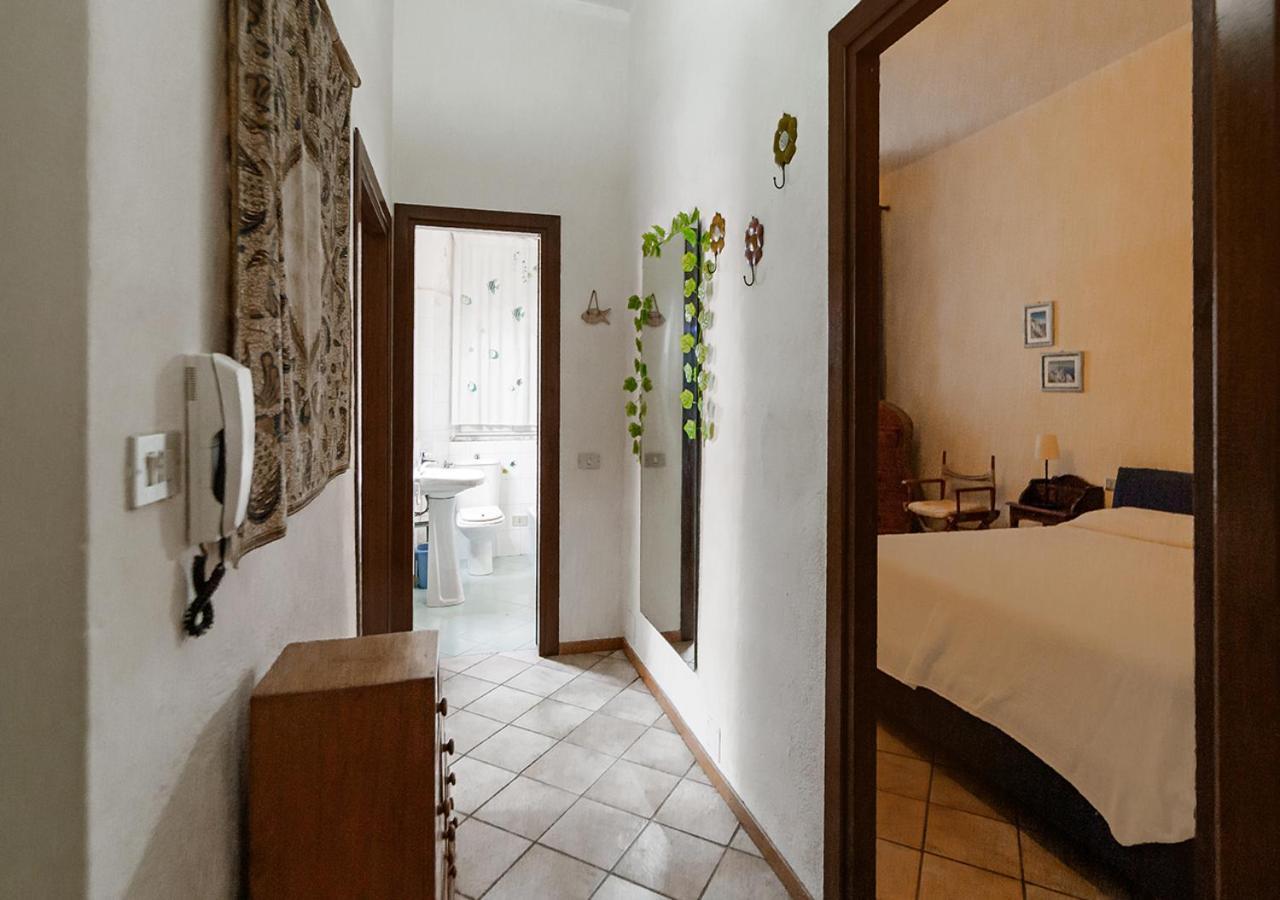 Murphy Holiday Home - Residenza Italia La Maddalena  Buitenkant foto